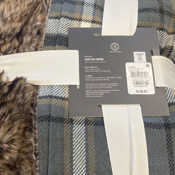 Martha Stewart Collection Plaid Flannel Reverse to Faux Fur Throw, Gray - Picture 5 of 5